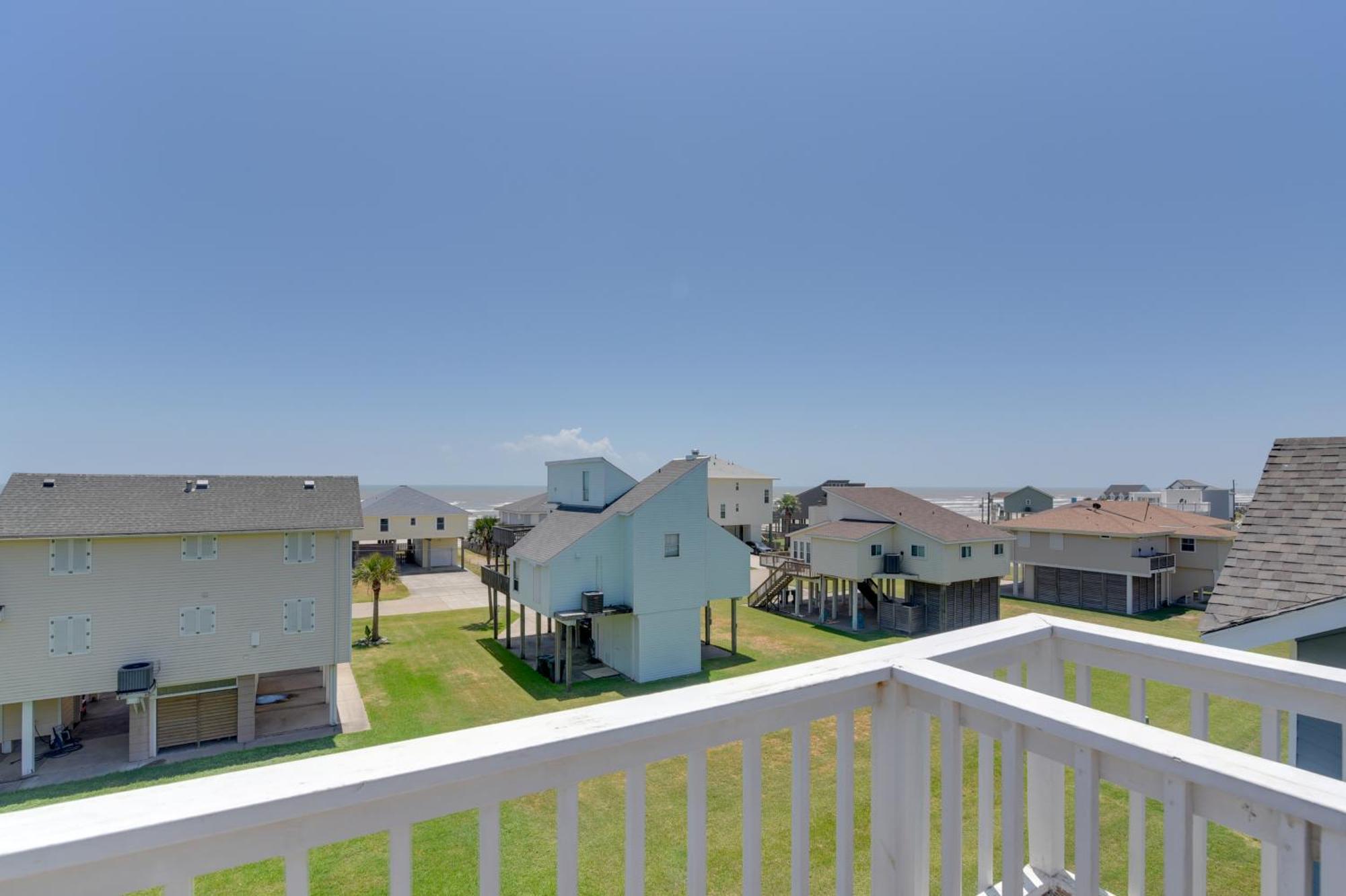 Galveston Townhome With Balconies Walk To Beach! Extérieur photo
