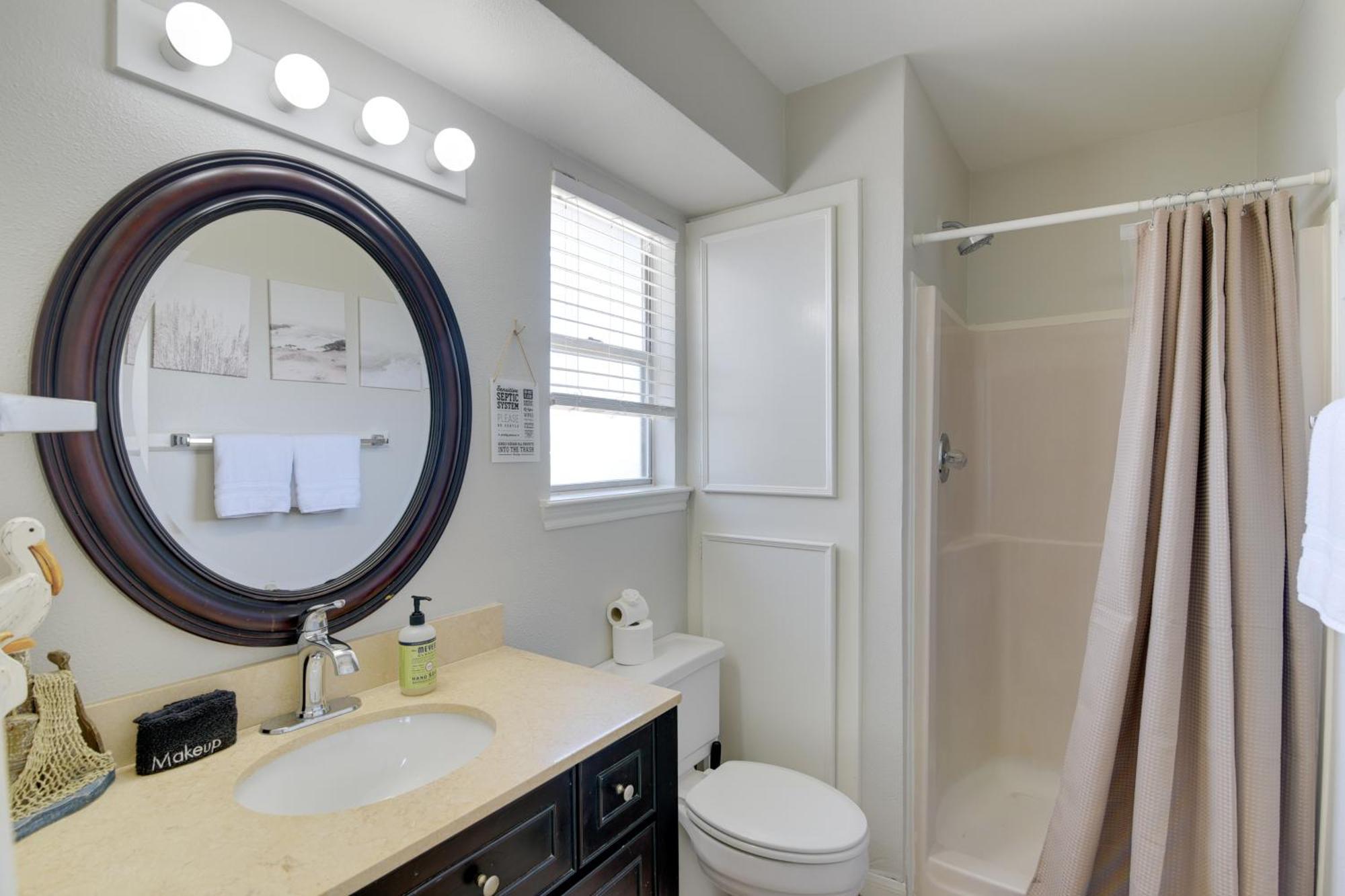 Galveston Townhome With Balconies Walk To Beach! Extérieur photo