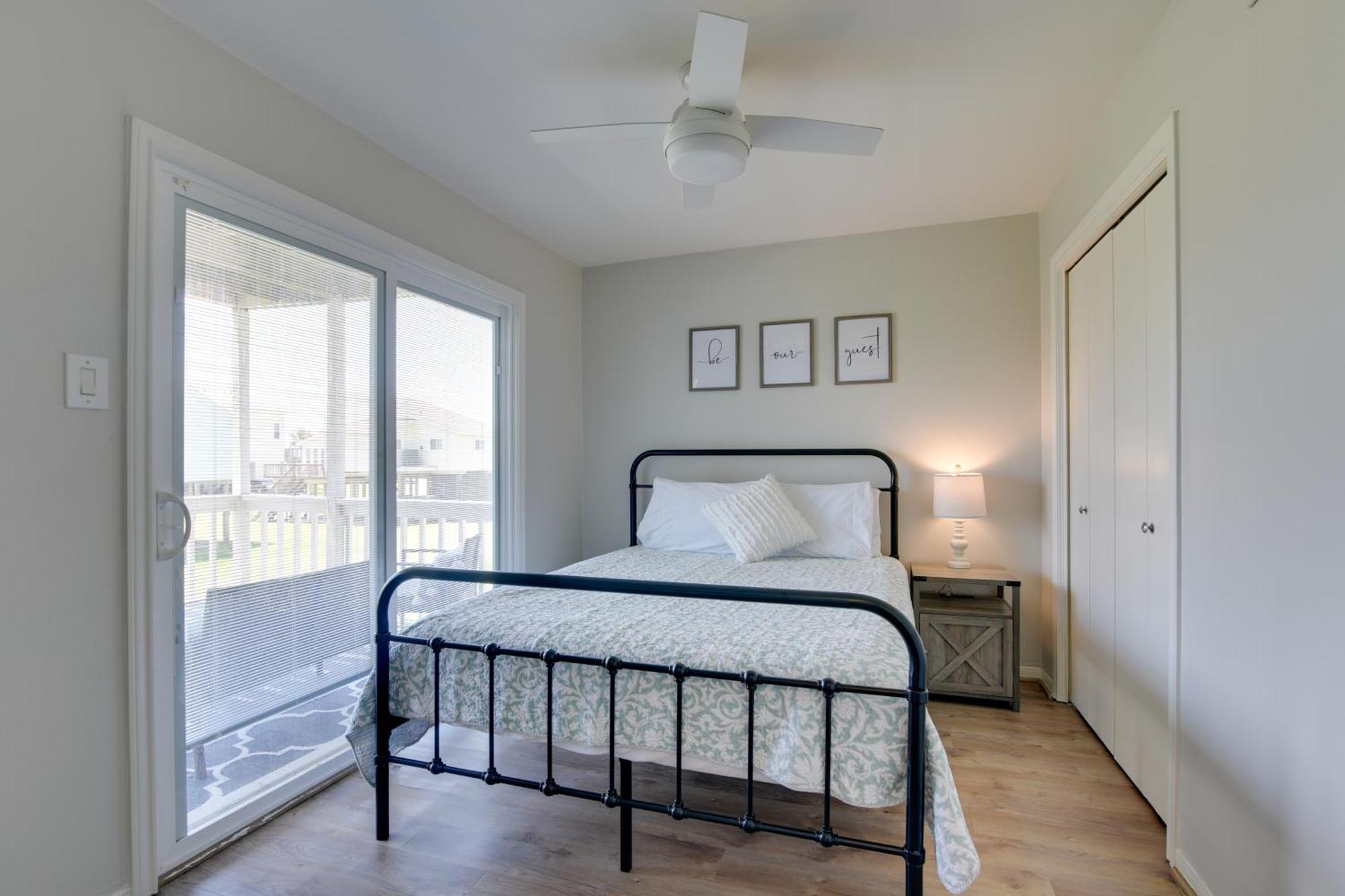 Galveston Townhome With Balconies Walk To Beach! Extérieur photo